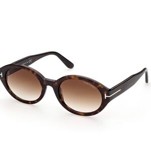 Tom Ford Genevieve Dark Havana/Brown Gradient Unisex Oval Sunglasses TF916